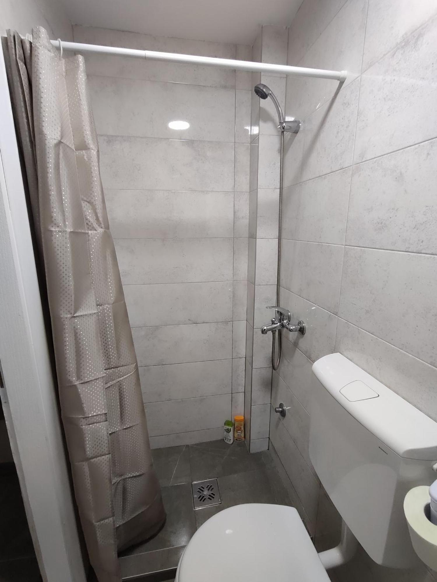 Studio Apartman Free Parking Rubikon Belgrad Exterior foto